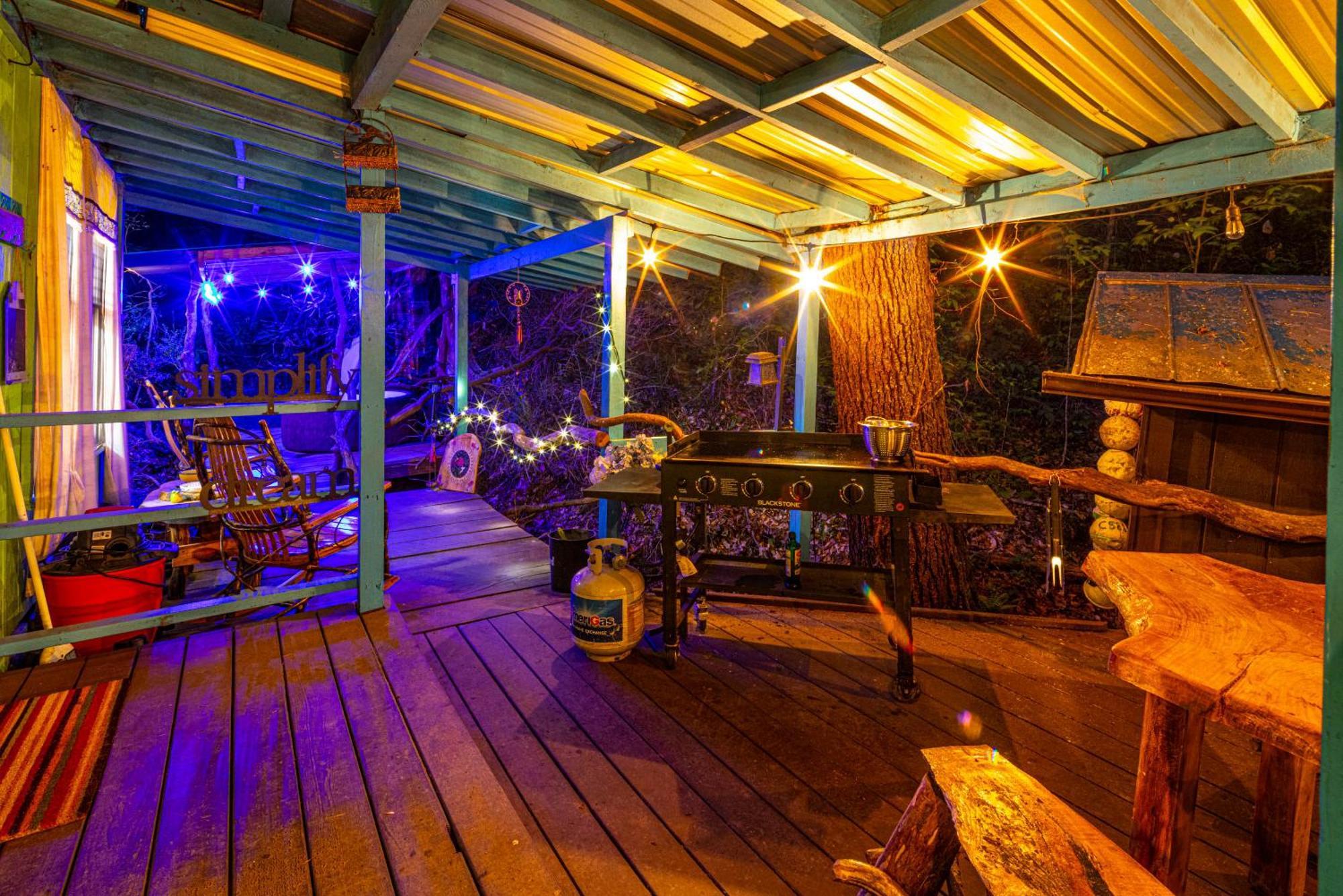 Bear Creek Lodge And Cabins In Helen Ga - Pet Friendly, River On Property, Walking Distance To Downtown Helen Exteriör bild
