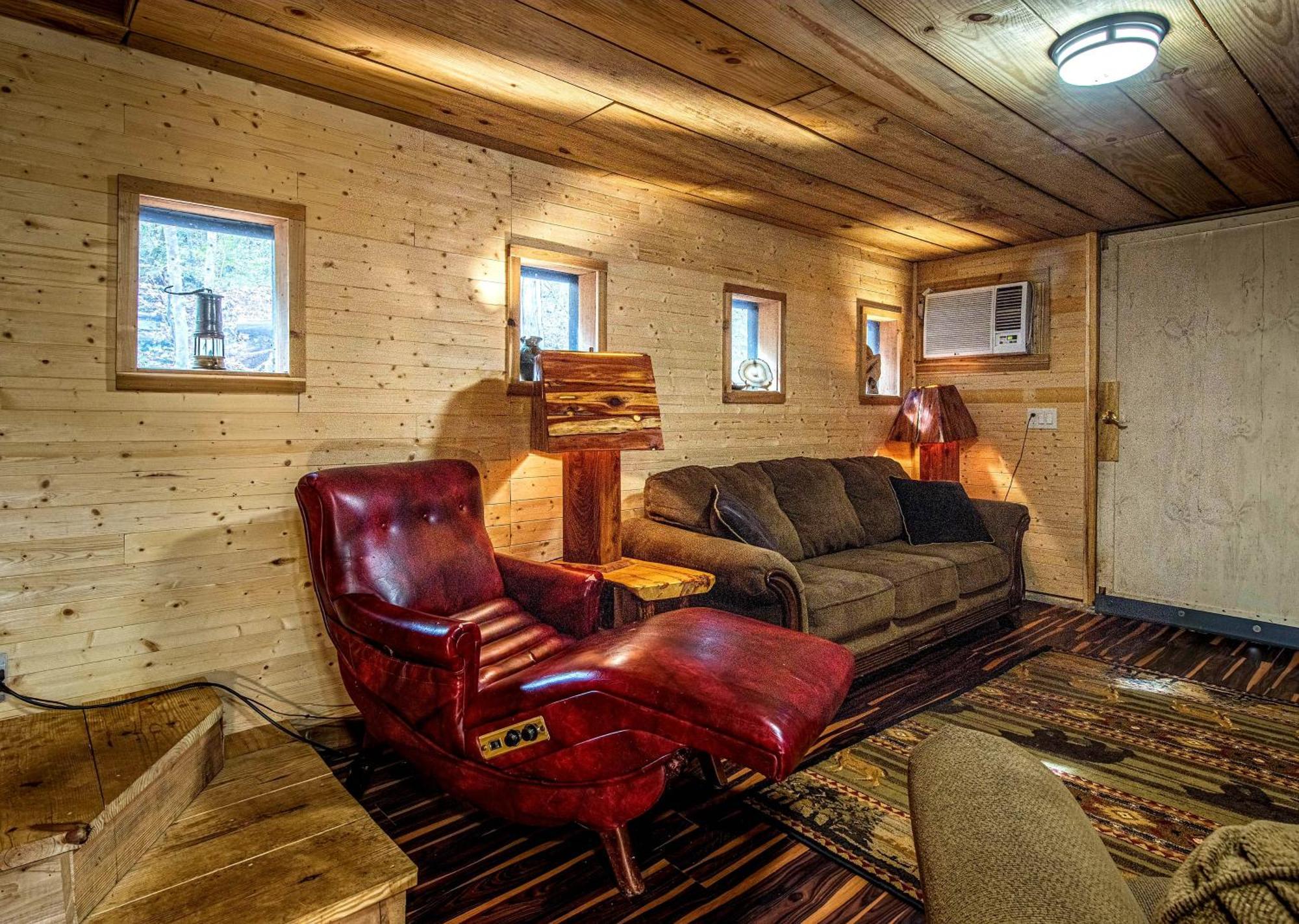 Bear Creek Lodge And Cabins In Helen Ga - Pet Friendly, River On Property, Walking Distance To Downtown Helen Exteriör bild